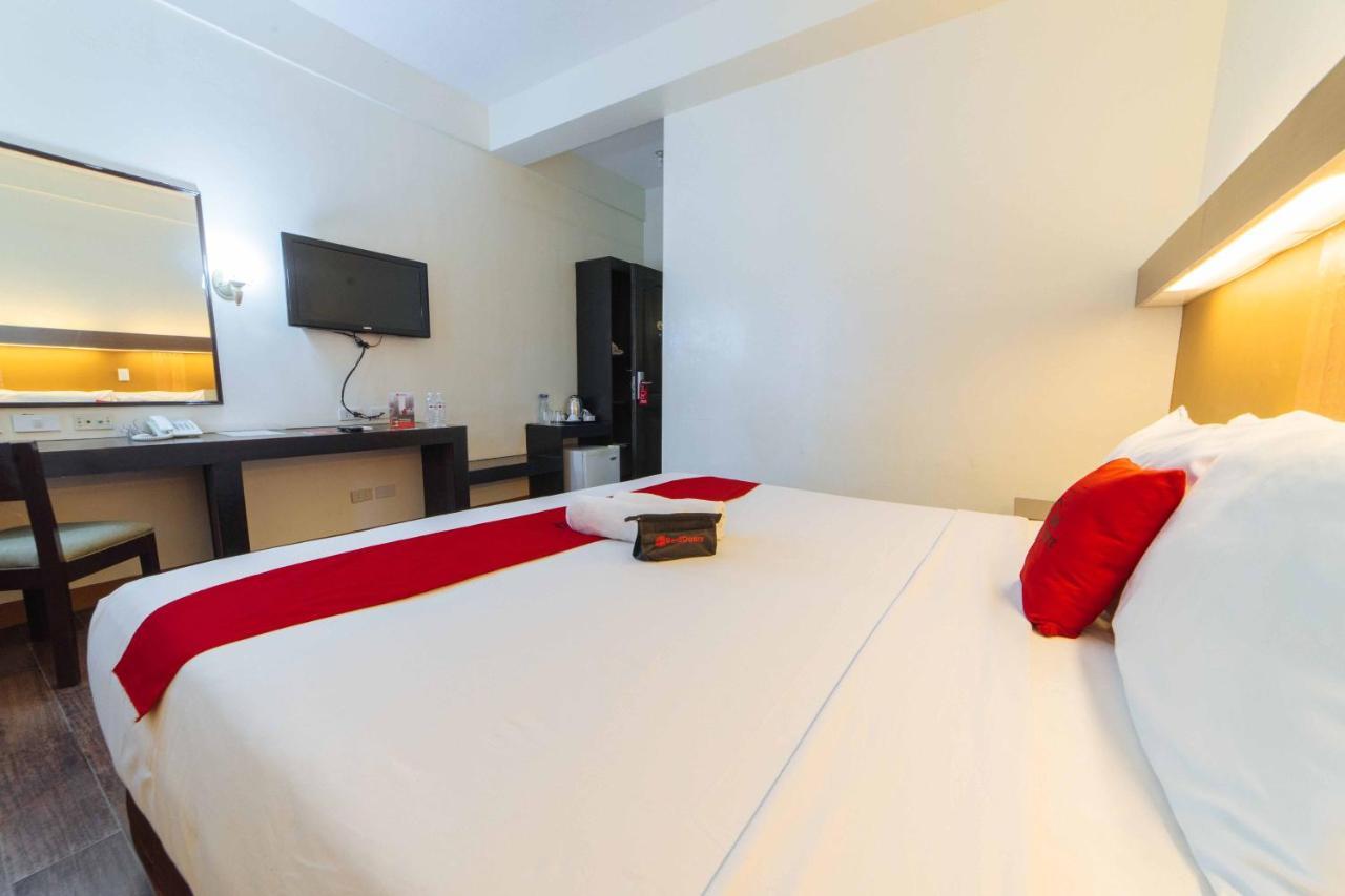 Reddoorz Premium @ The Ritz Garden Oases Hotel Davao Exterior photo