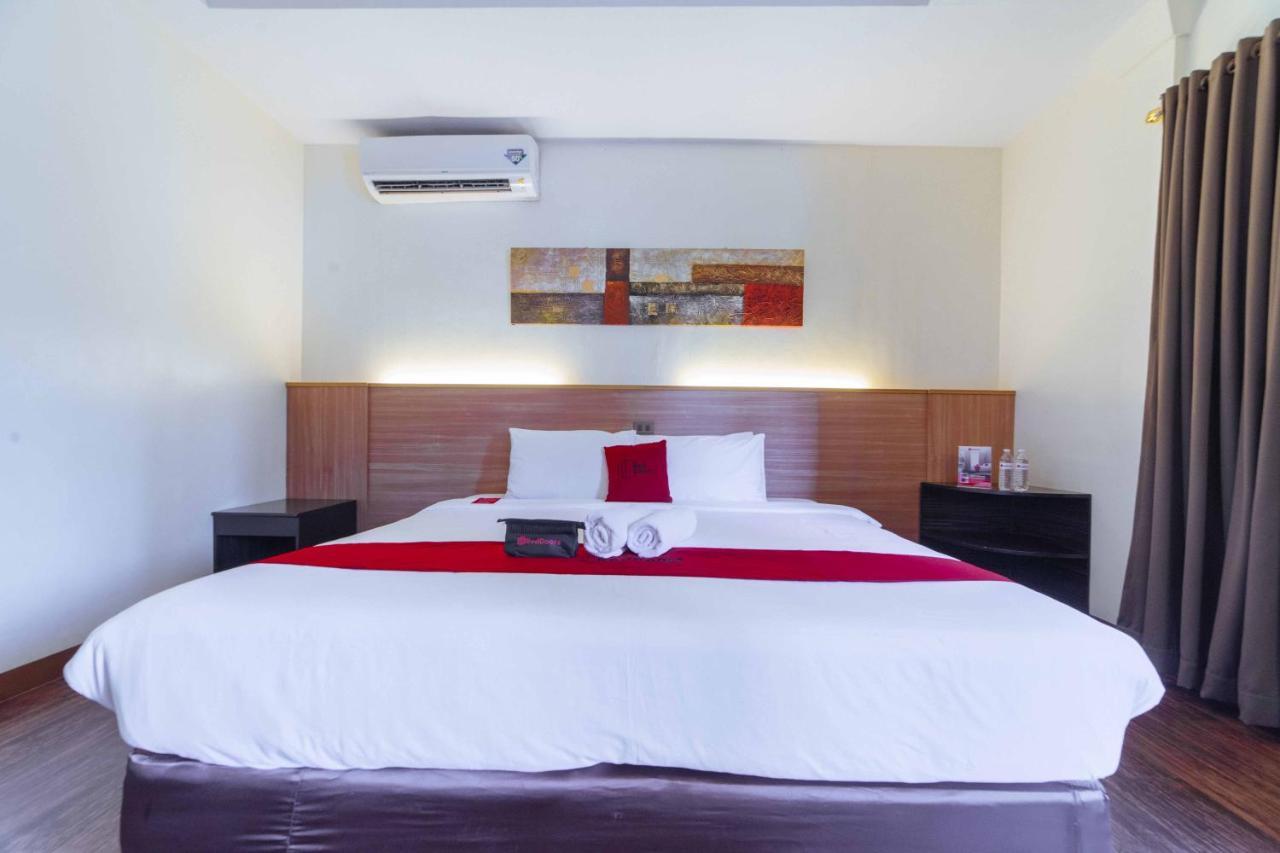 Reddoorz Premium @ The Ritz Garden Oases Hotel Davao Exterior photo